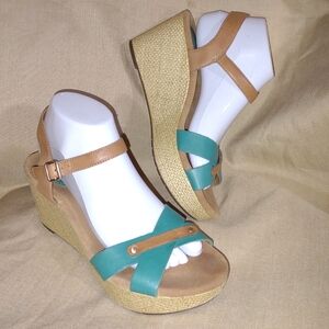 9 Clarks Leather Wedge platform sandal Turquoise Tan EC